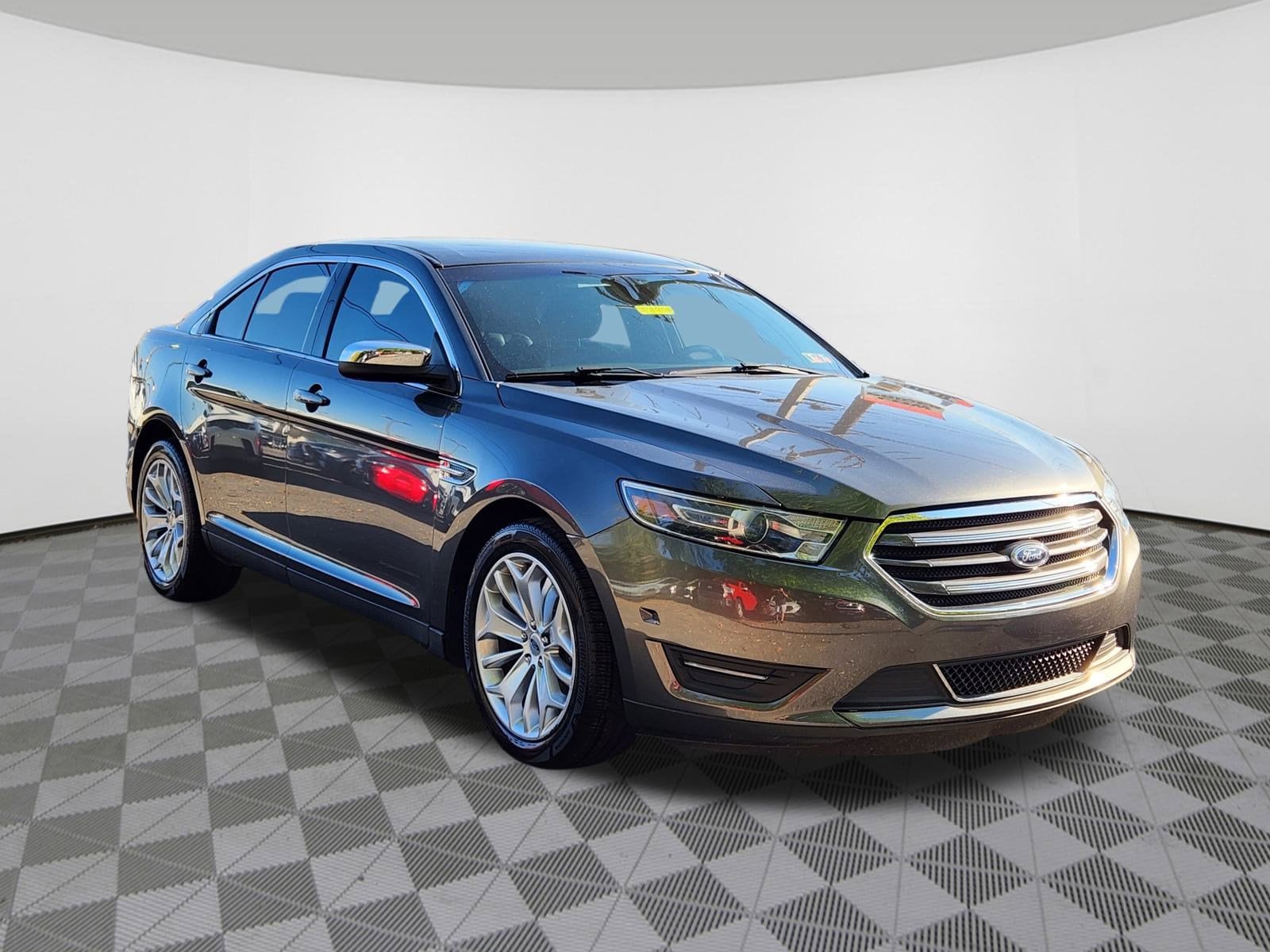 2017 Ford Taurus Limited