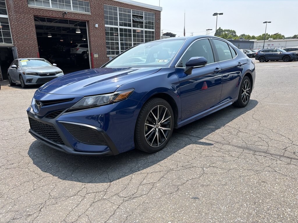 Used 2024 Toyota Camry SE Sedan