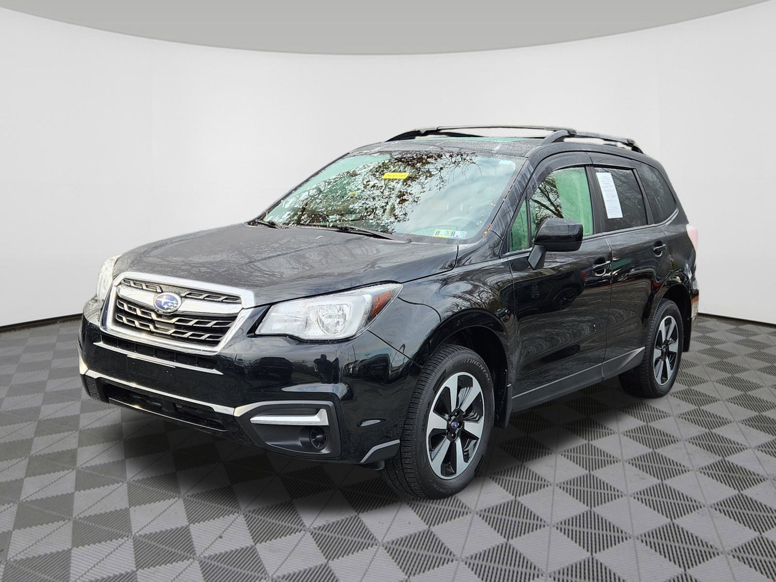 2018 Subaru Forester Premium photo 2