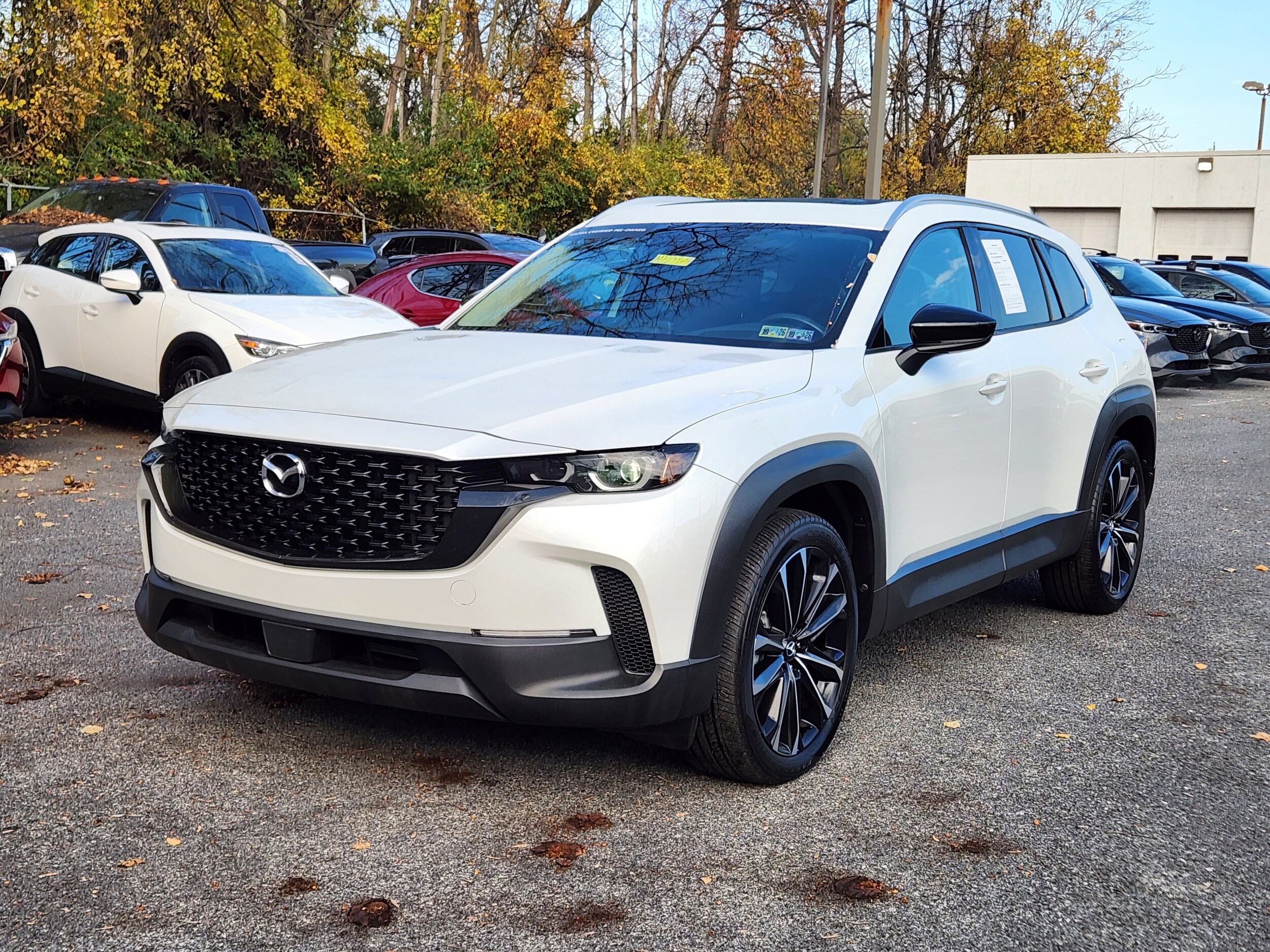 2024 Mazda CX-50 2.5 Premium Plus photo 2