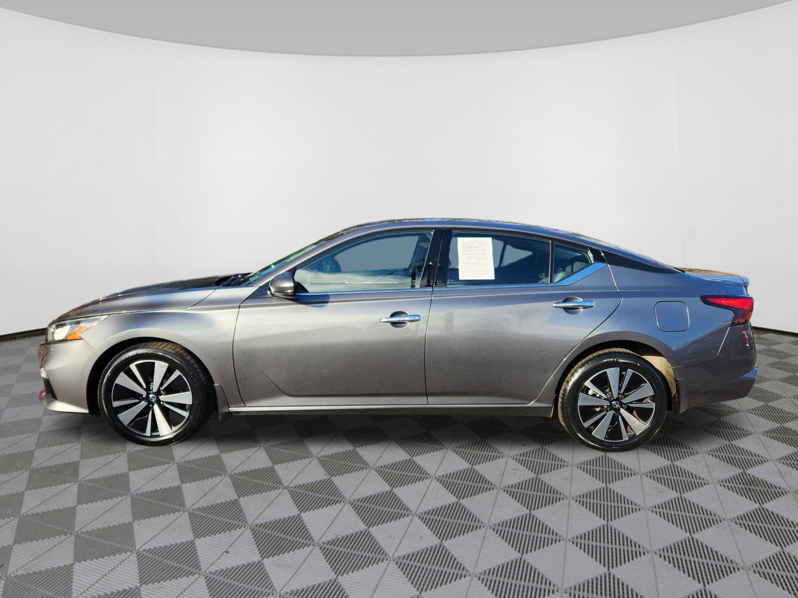 Image of 2019 Nissan Altima 2.5 SV Sedan