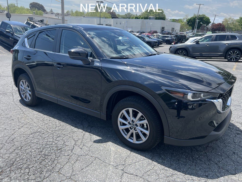 2023 Mazda CX-5 S Select Package Auto AWD's photo