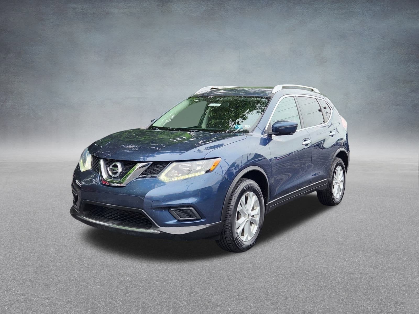 Used 2016 Nissan Rogue SV with VIN KNMAT2MV2GP711424 for sale in Reading, PA