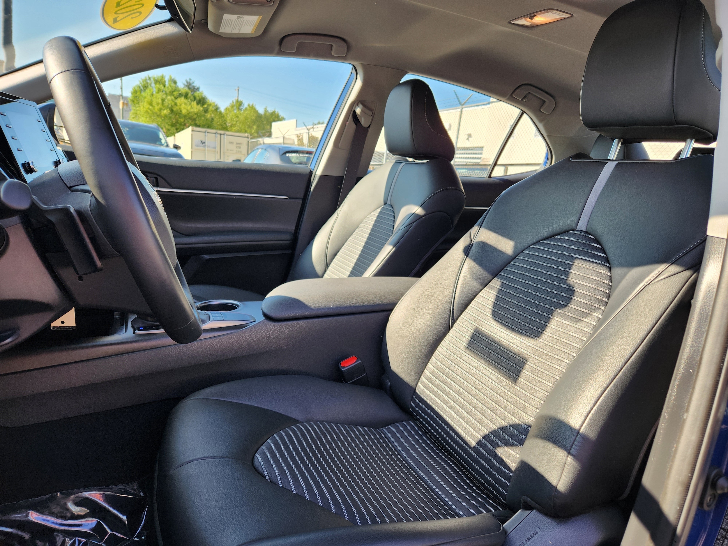 2024 Toyota Camry SE - Photo 10