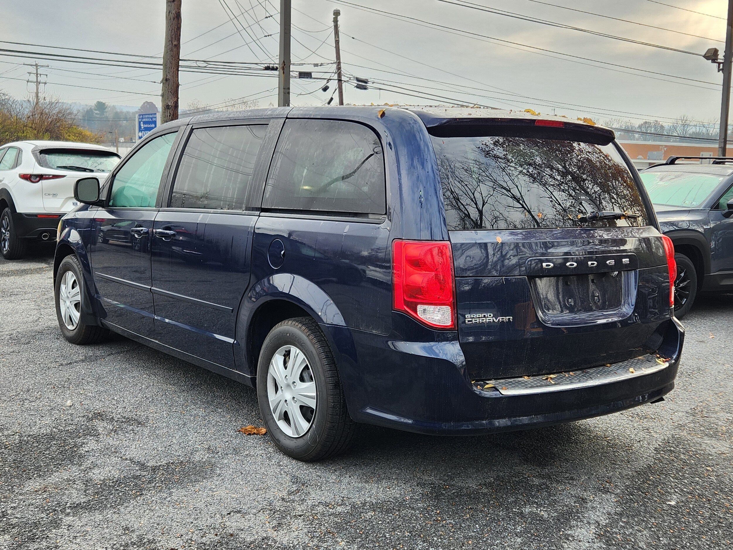 2013 Dodge Grand Caravan SE photo 3