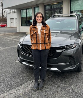 Staff member Shawna Rudis from ID_47d63c620c44