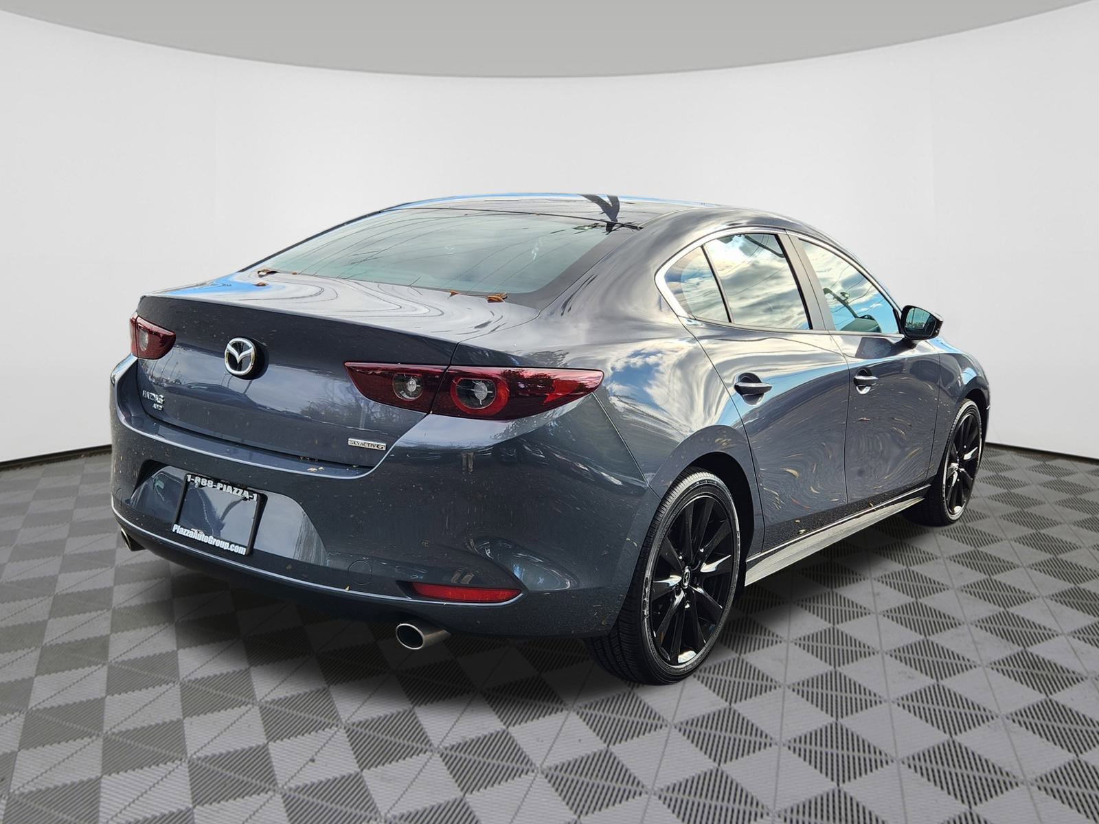 2025 Mazda Mazda3 Sedan 2.5 s Carbon photo 4