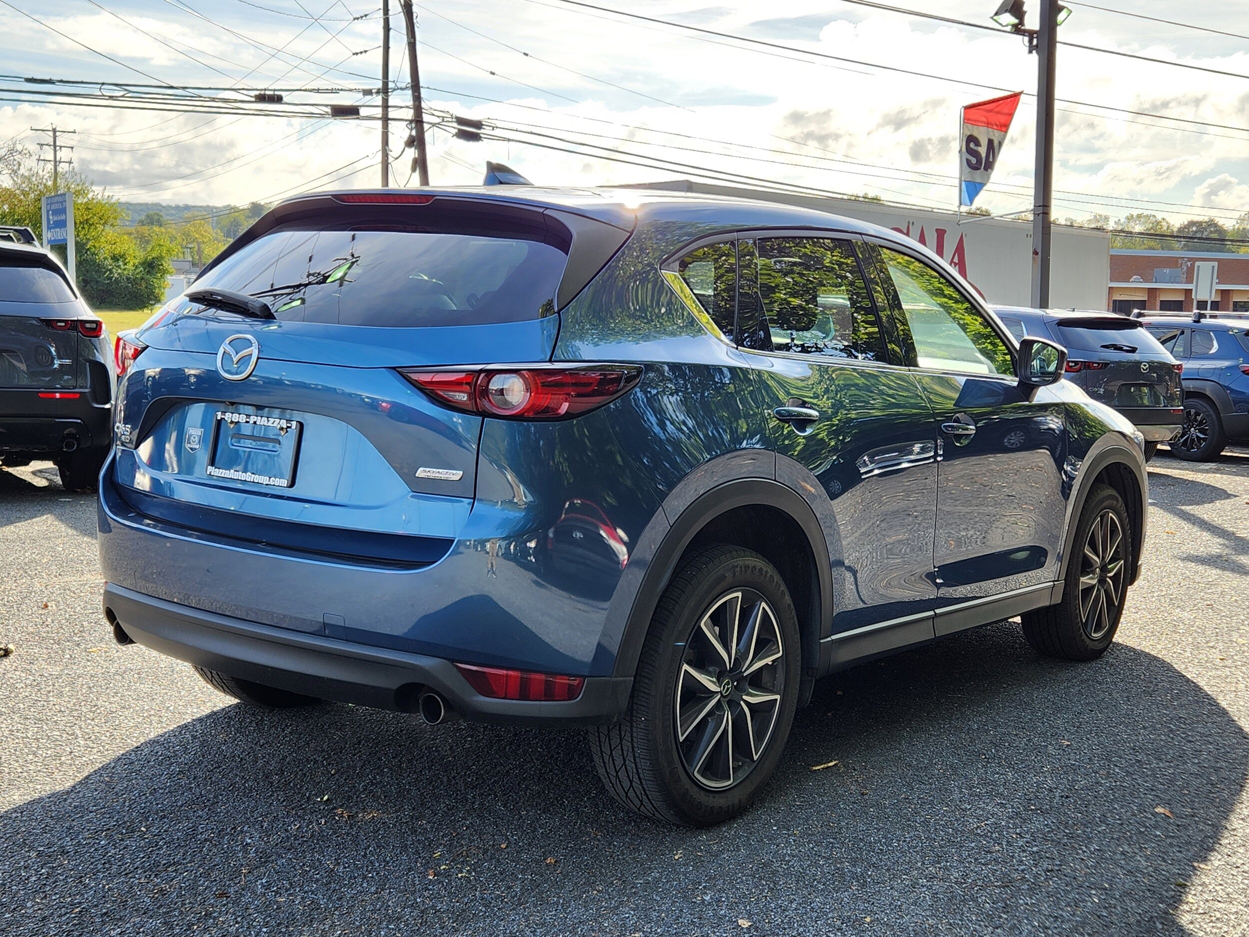 2017 Mazda CX-5 Grand Touring Select photo 2