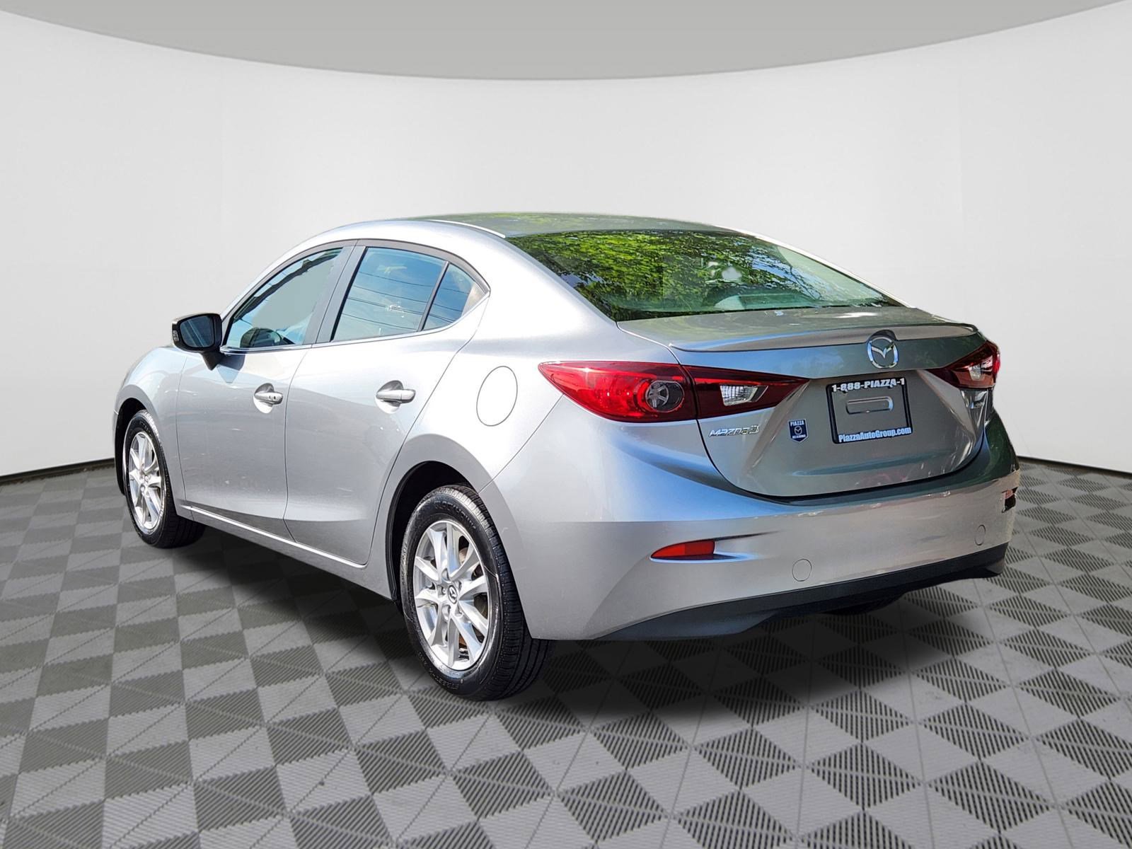 2014 Mazda Mazda3 Touring photo 3