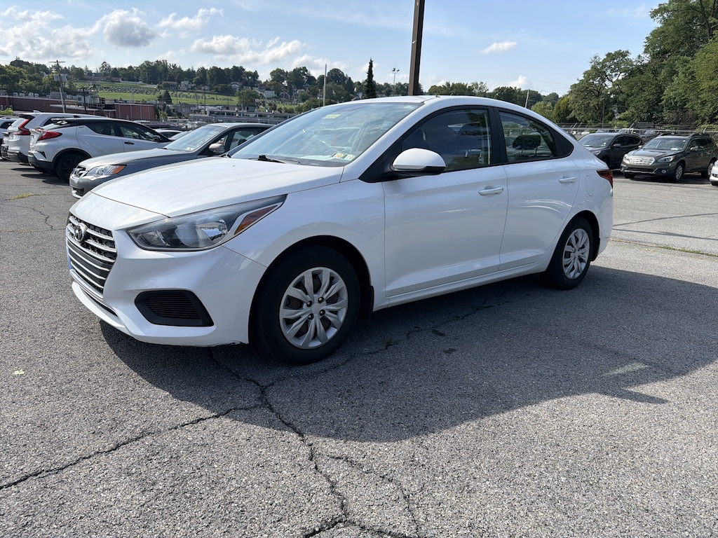 Used 2019 Hyundai Accent SE Sedan