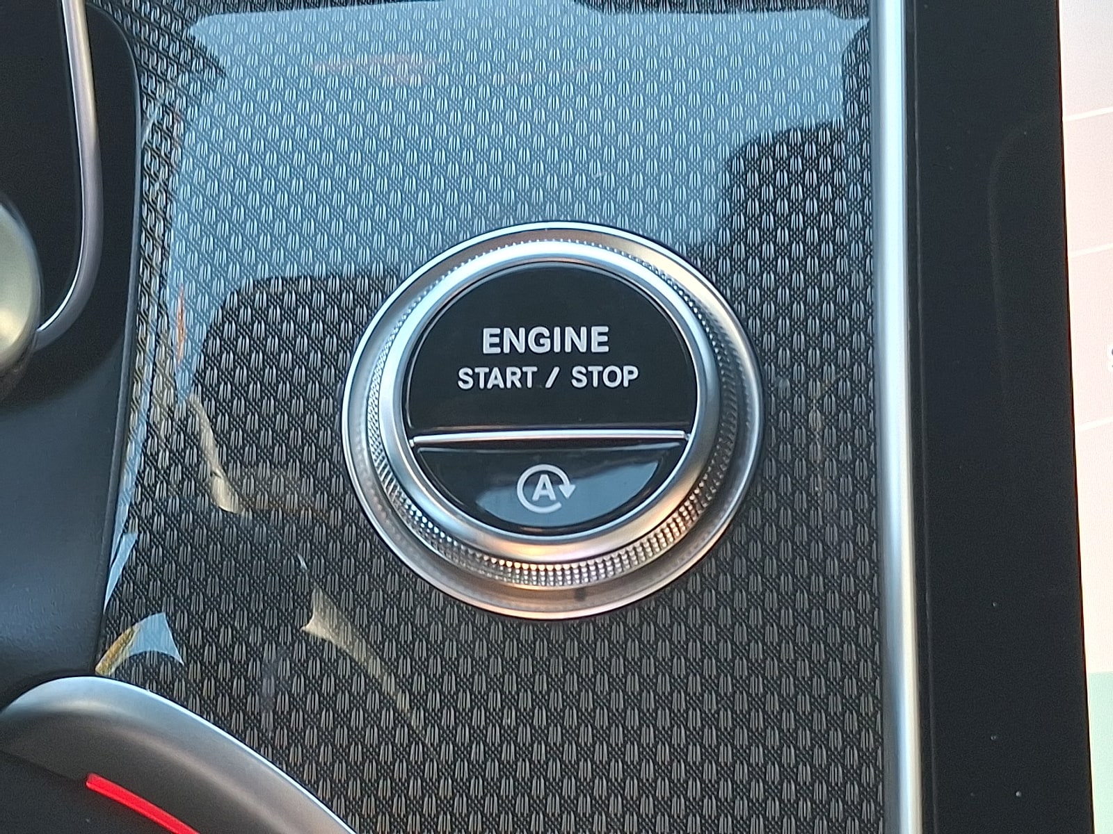 2025 Mercedes-Benz GLC Base - Photo 24