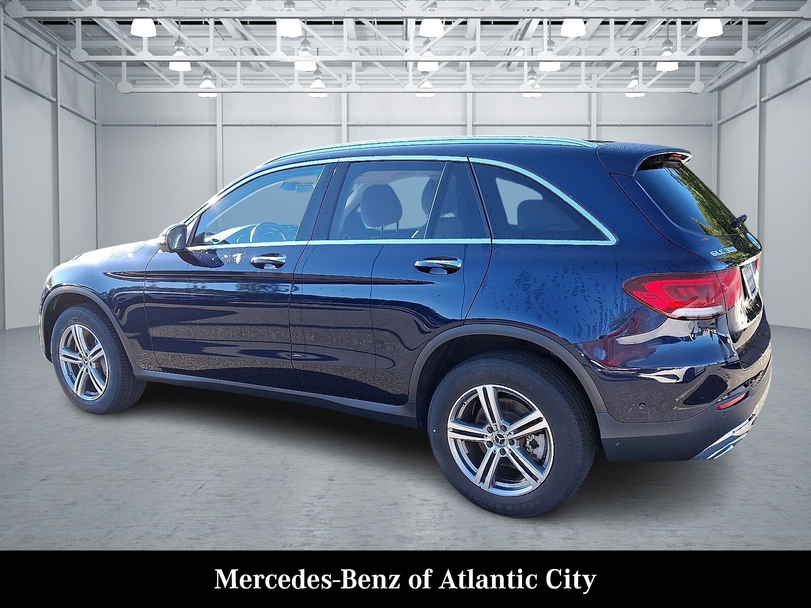 2022 Mercedes Benz GLC 300 4MATIC photo 3