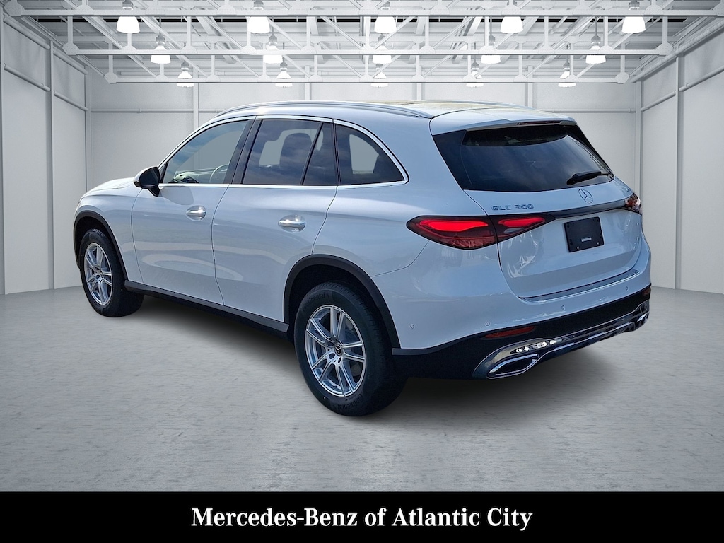 New 2026 Mercedes-Benz GLC 300 4MATIC SUV