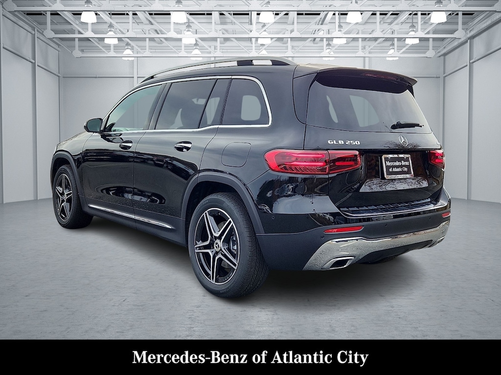New 2026 Mercedes-Benz GLB 250 4MATIC SUV