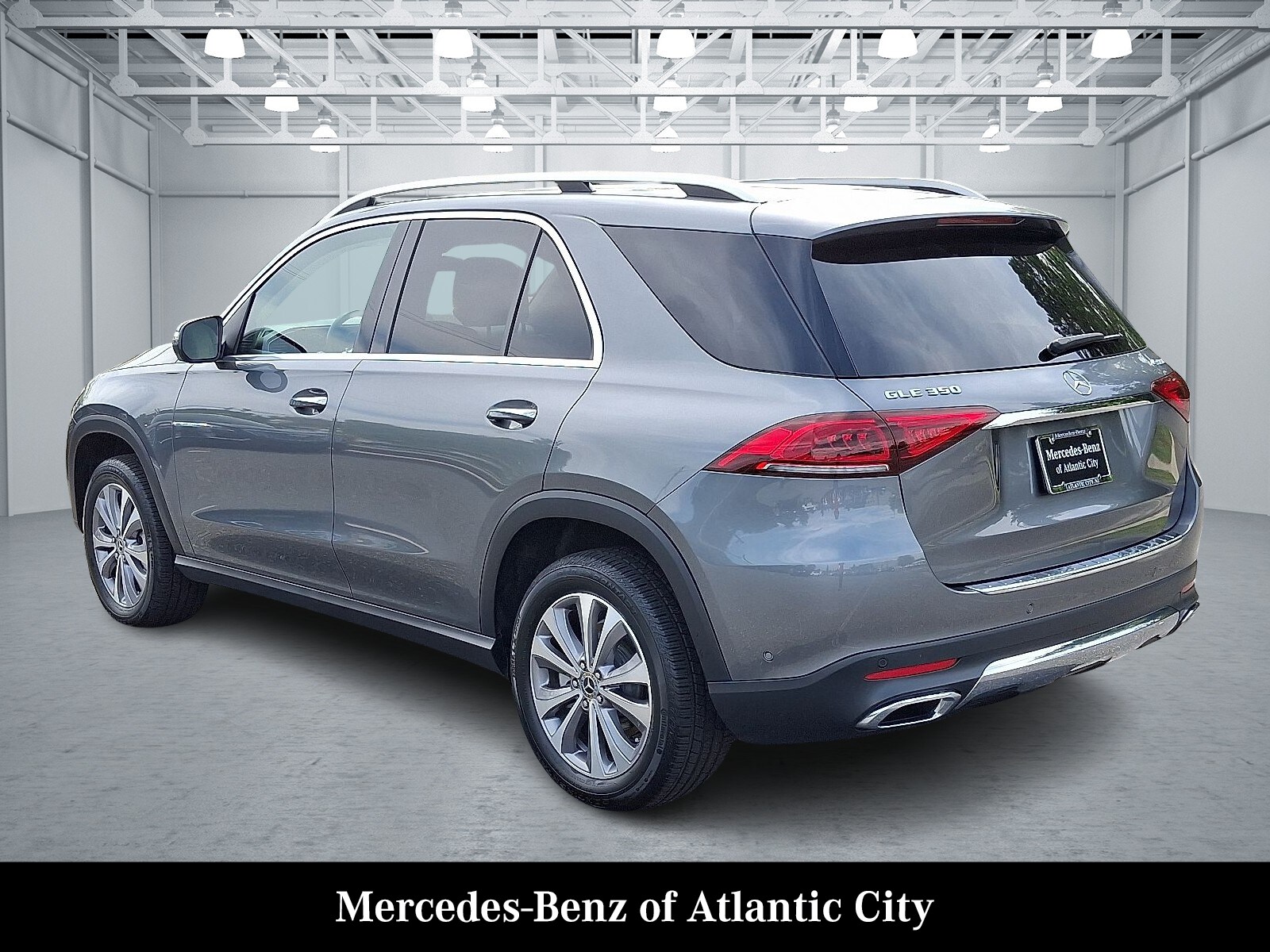 2021 Mercedes Benz GLE 350 4MATIC photo 3