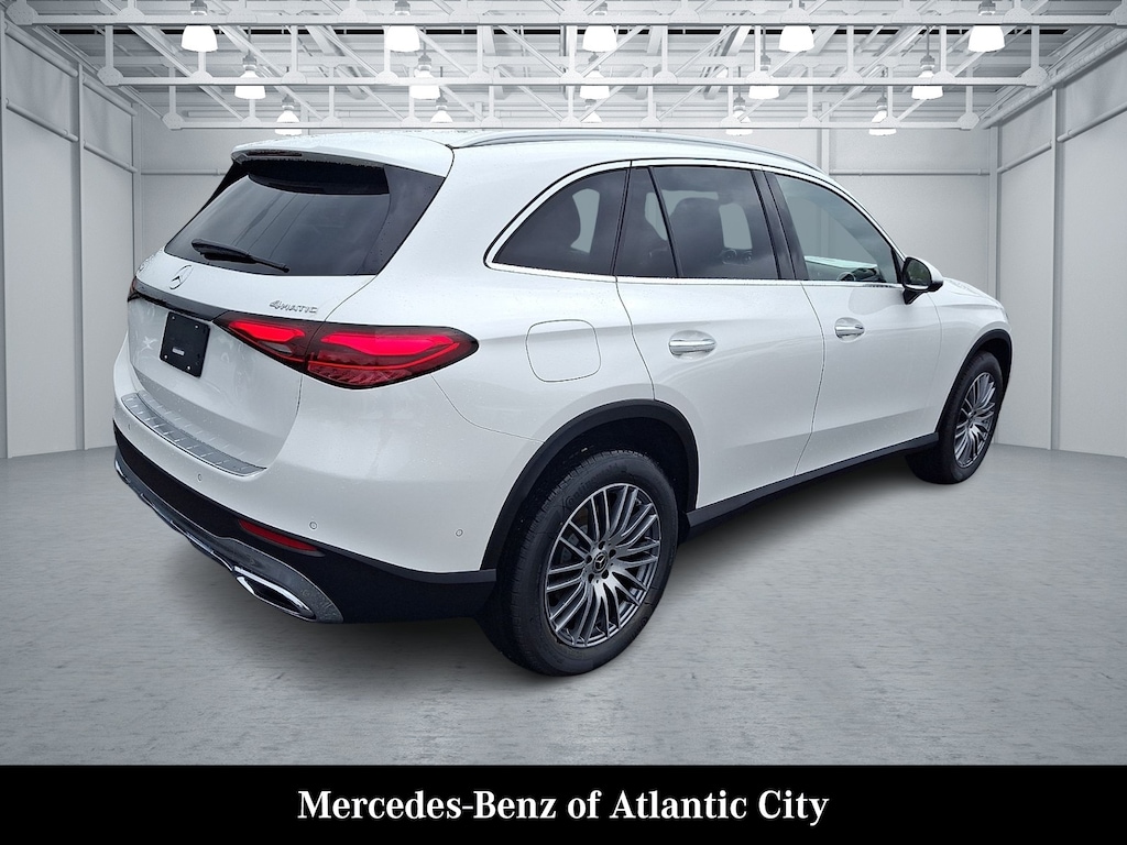New 2026 Mercedes-Benz GLC 300 4MATIC SUV