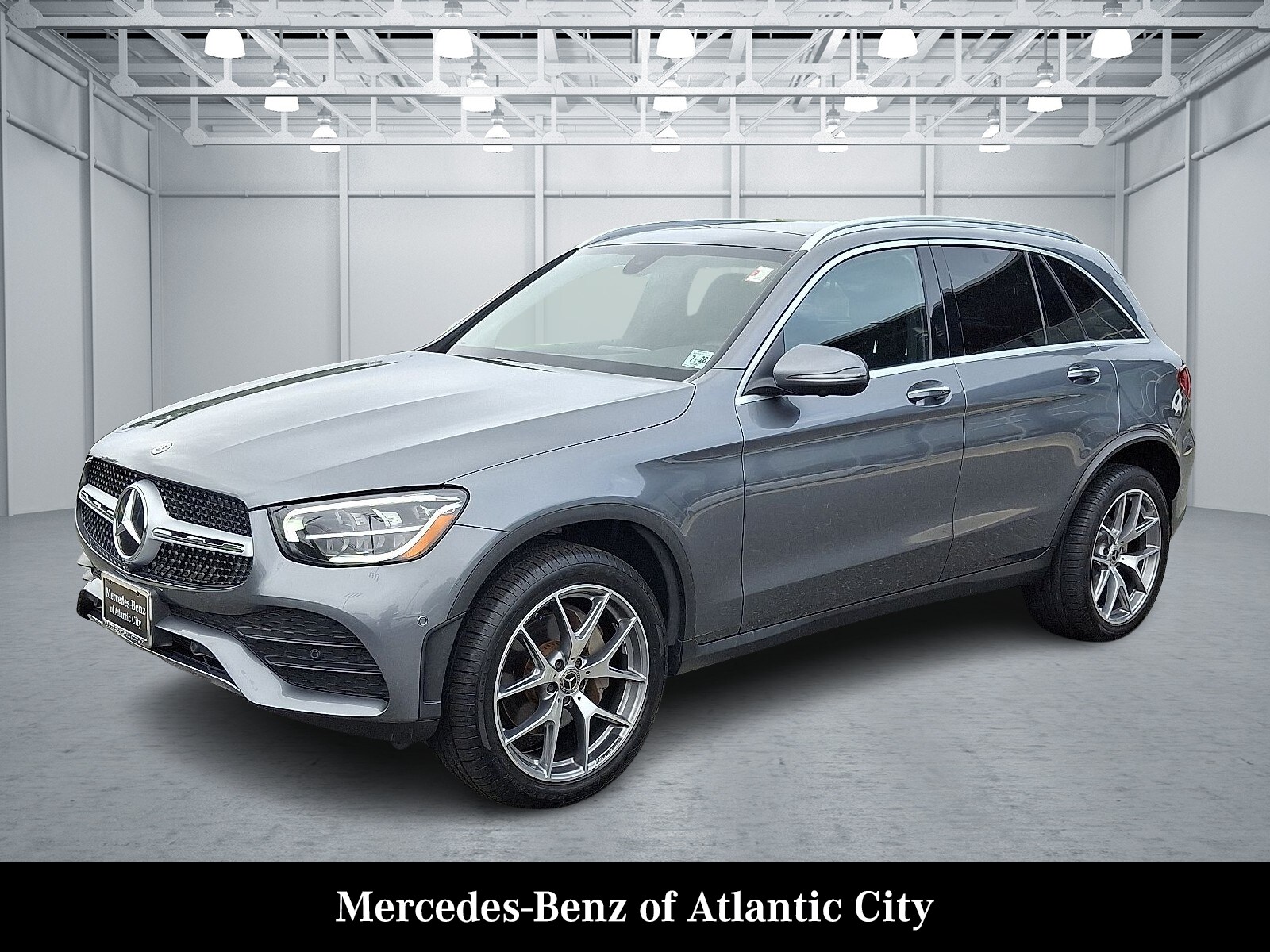 2021 Mercedes Benz GLC 300 4MATIC photo 2