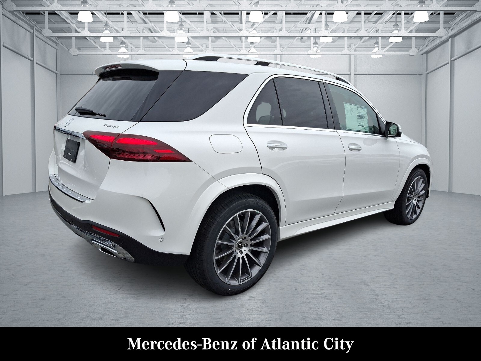 2025 Mercedes Benz GLE 350 4MATIC photo 3