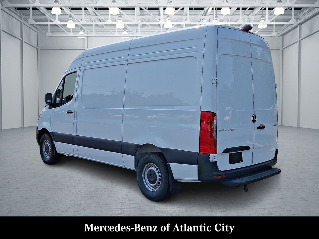 New 2025 Mercedes-Benz Sprinter 2500 Standard Roof 4-Cyl Diesel Van Cargo Van
