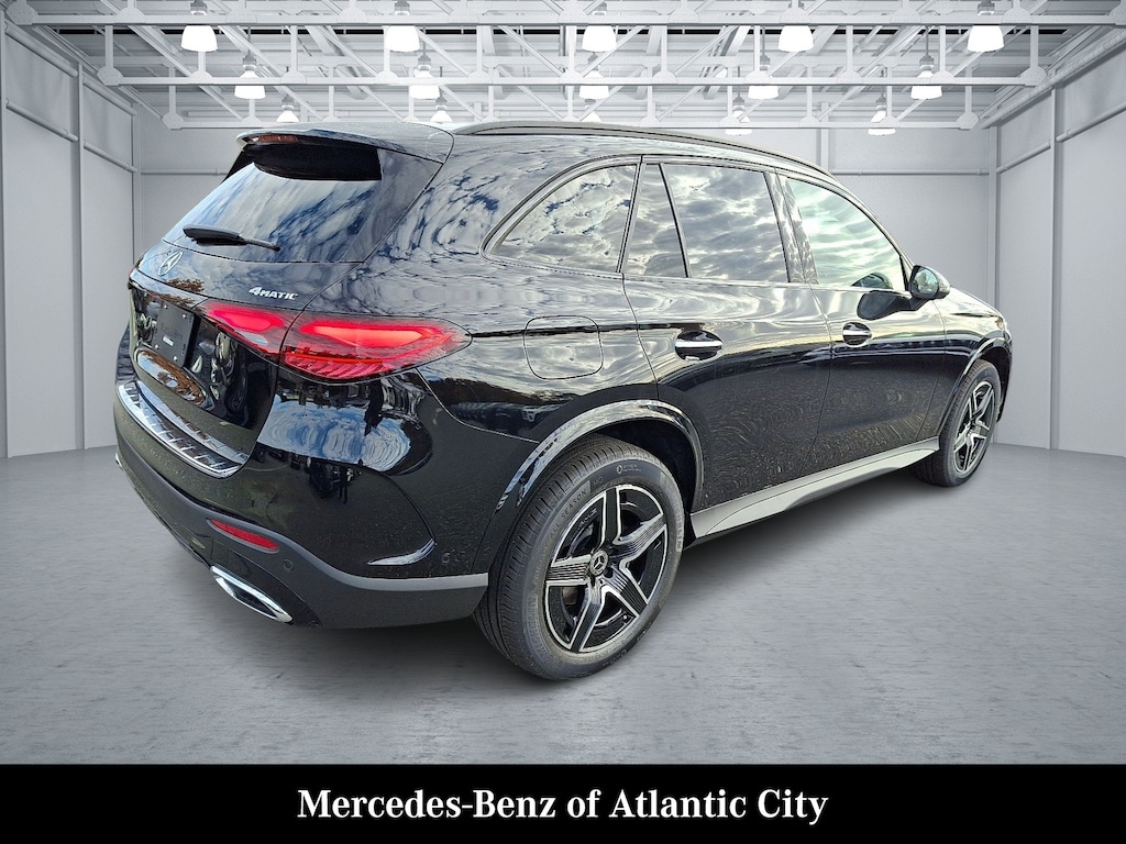 New 2026 Mercedes-Benz GLC 300 4MATIC SUV