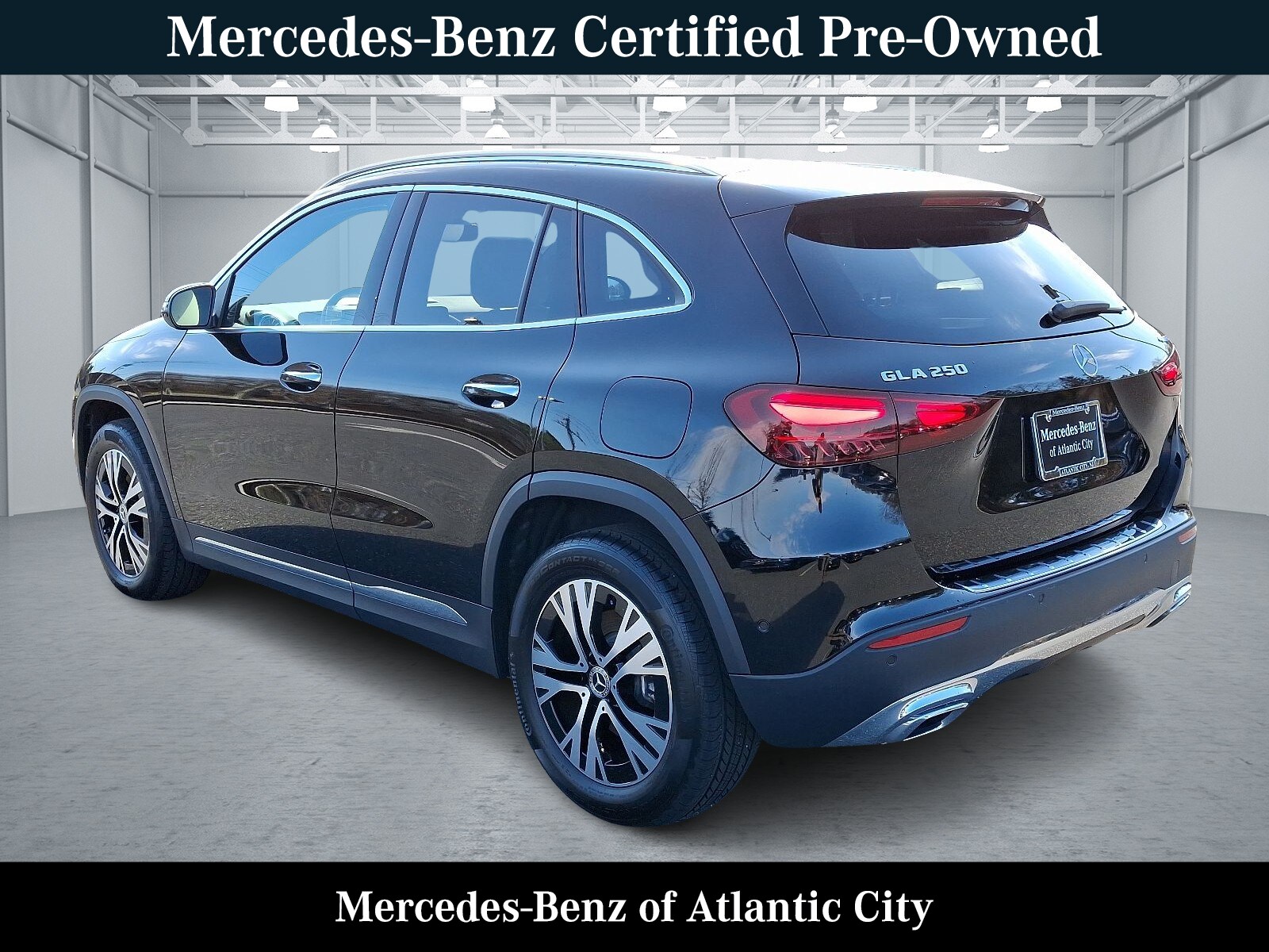 2025 Mercedes Benz GLA 250 photo 4