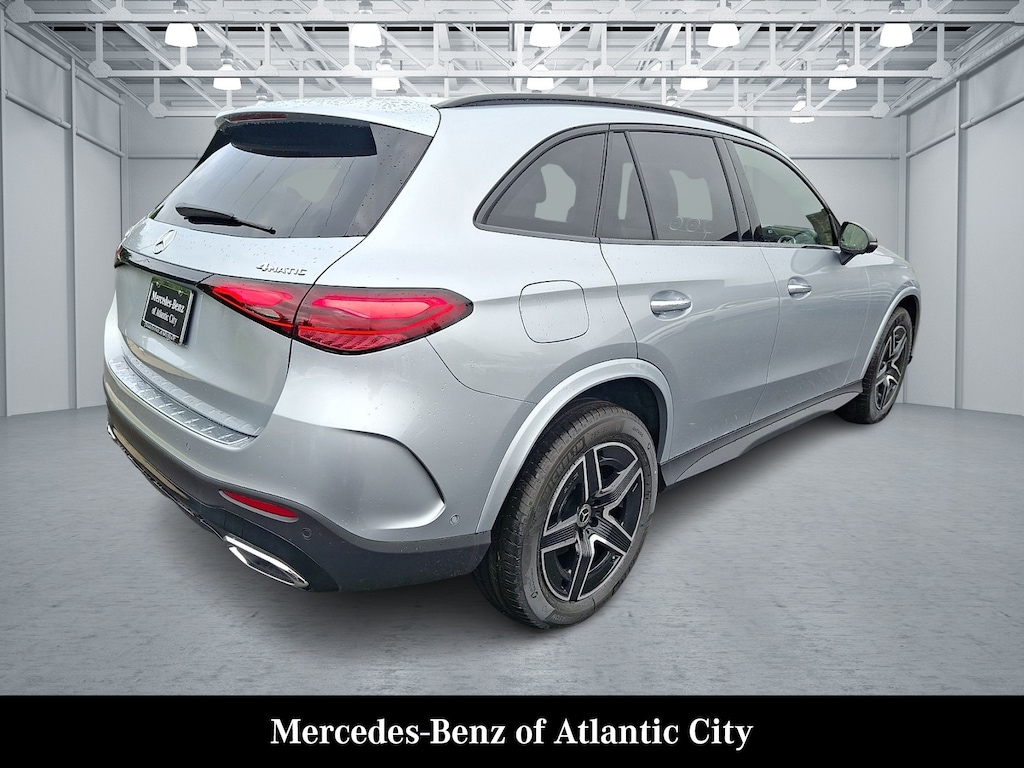 New 2026 Mercedes-Benz GLC 300 4MATIC SUV