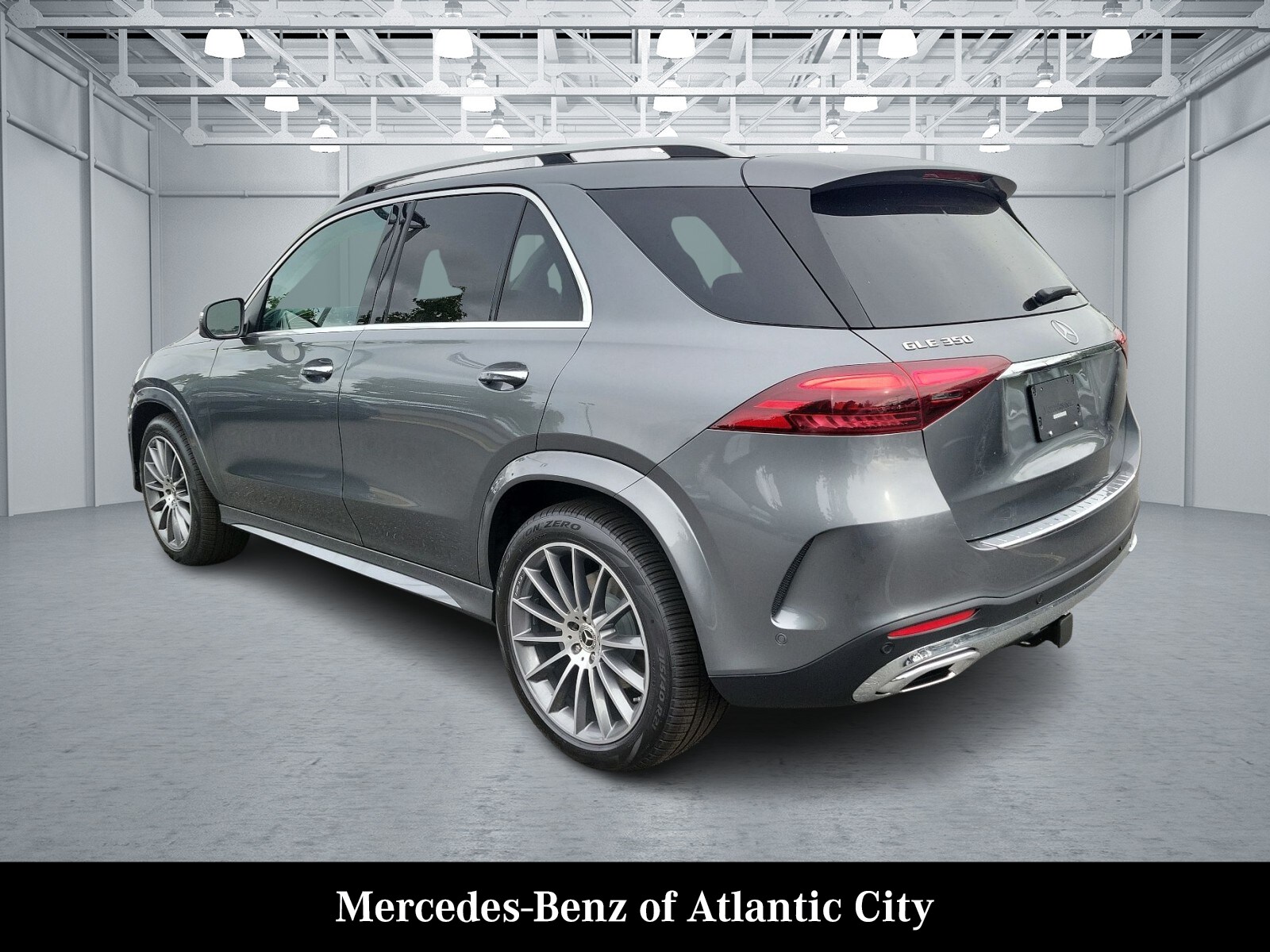 2025 Mercedes Benz GLE 350 4MATIC photo 2