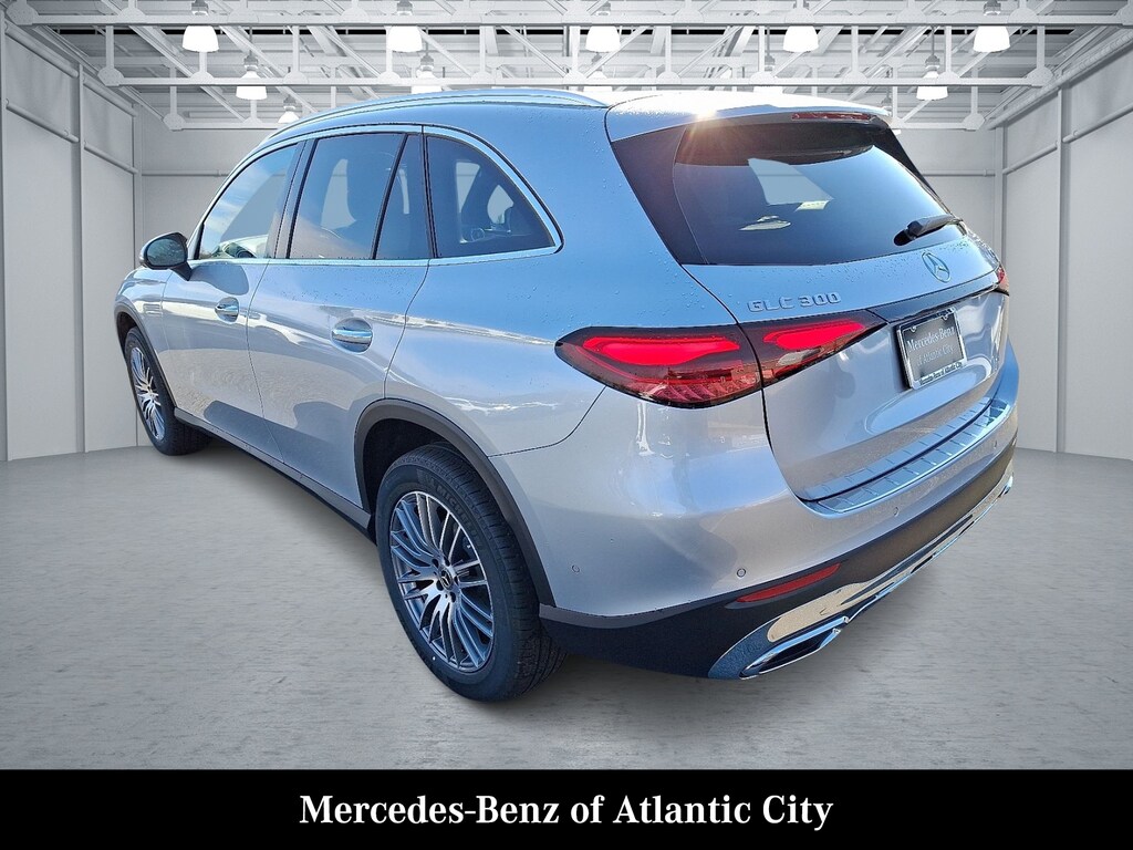 New 2026 Mercedes-Benz GLC 300 4MATIC SUV