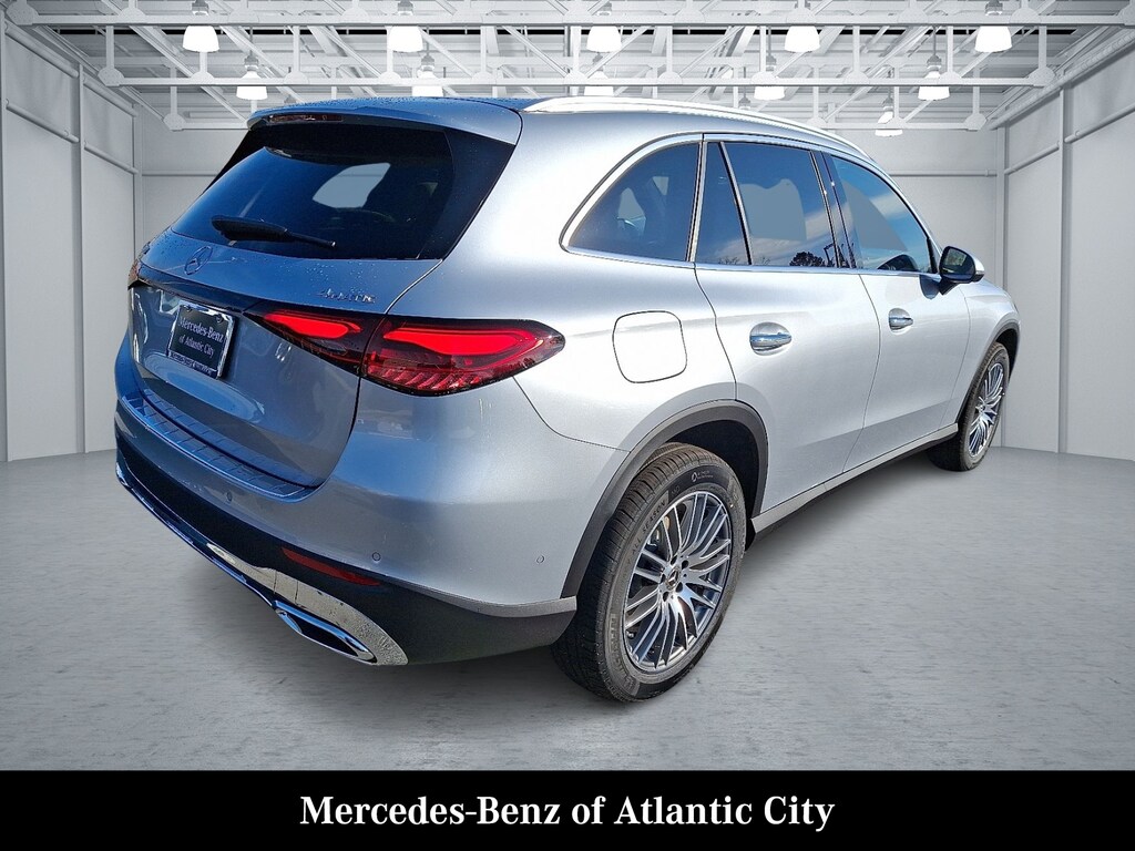 New 2026 Mercedes-Benz GLC 300 4MATIC SUV