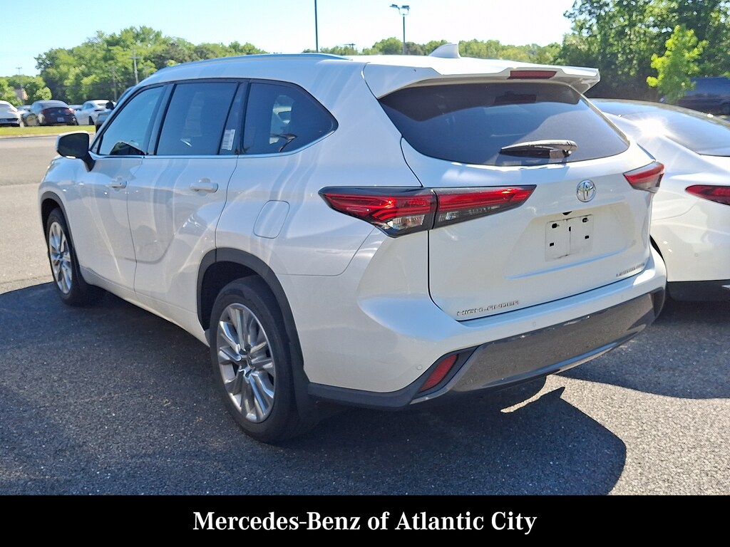 Used 2021 Toyota Highlander Limited SUV