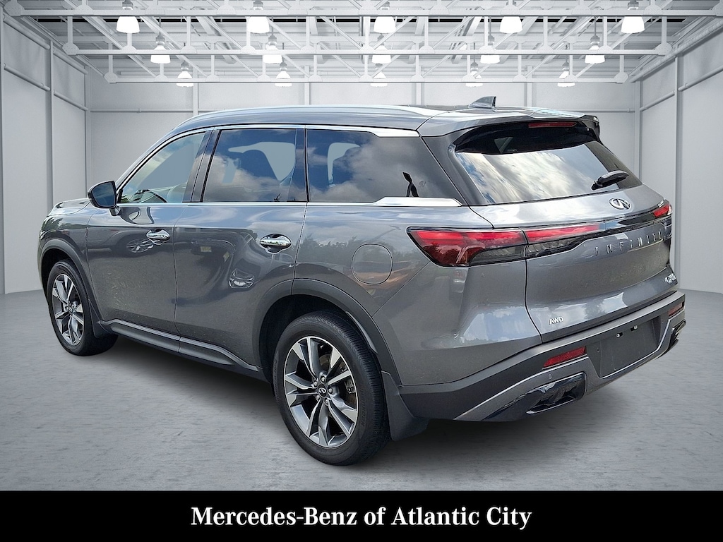 Used 2025 INFINITI QX60 Luxe SUV
