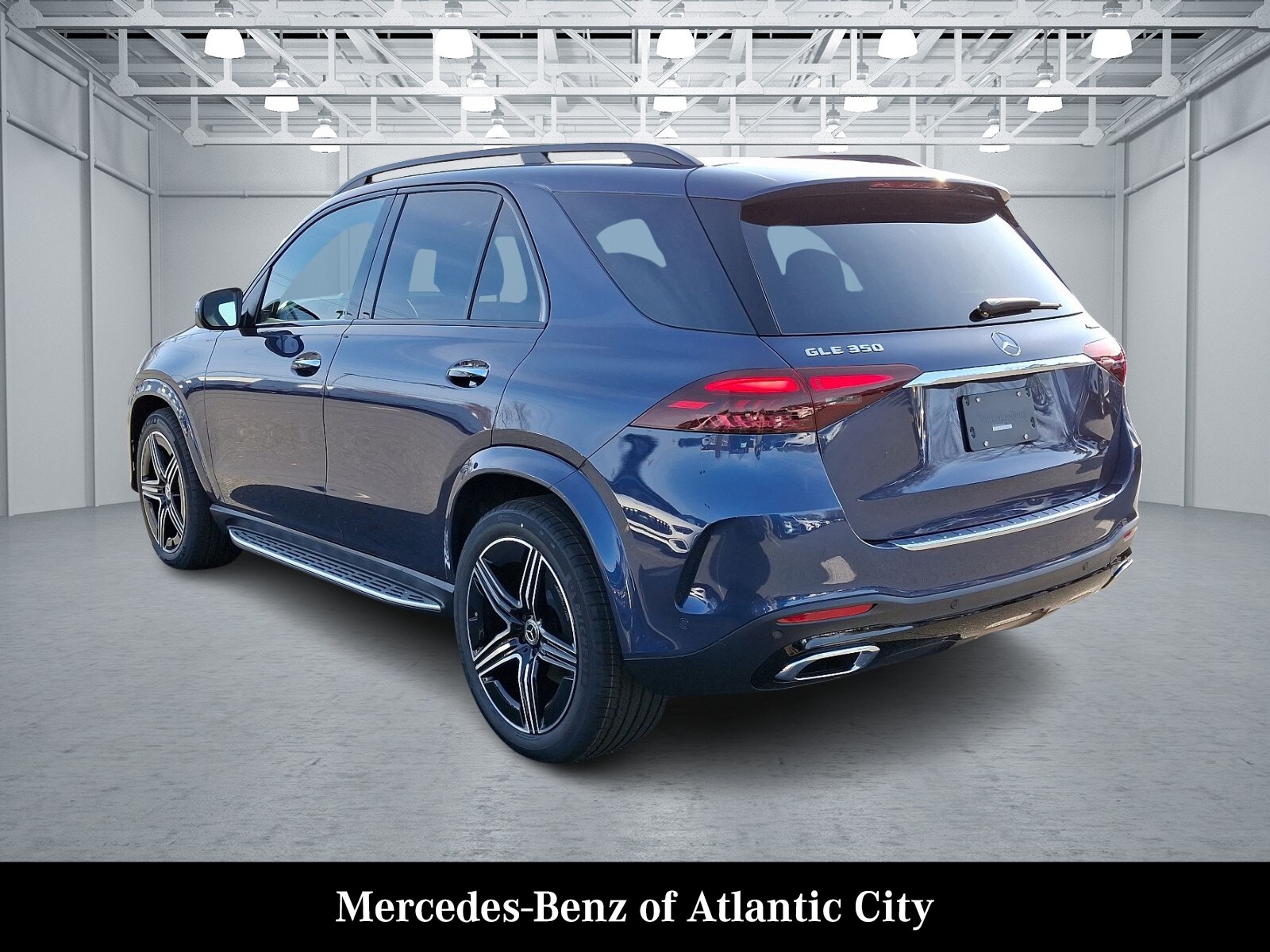 2025 Mercedes Benz GLE 350 4MATIC photo 3
