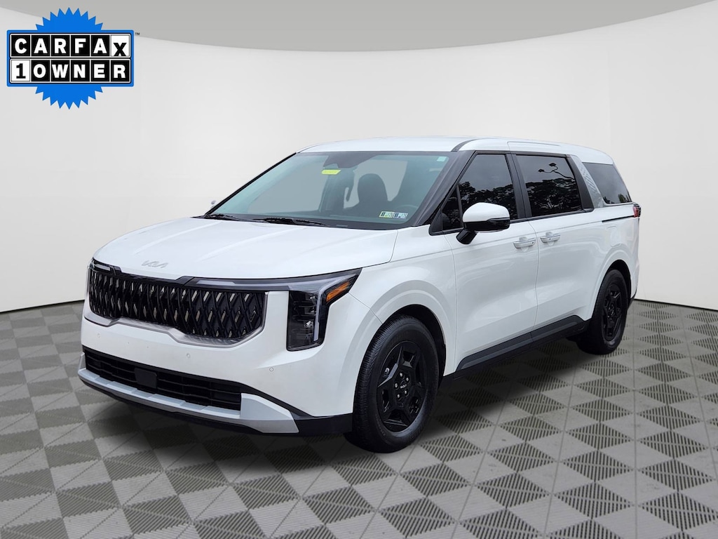 Used 2025 Kia Carnival LXS Van Passenger Van