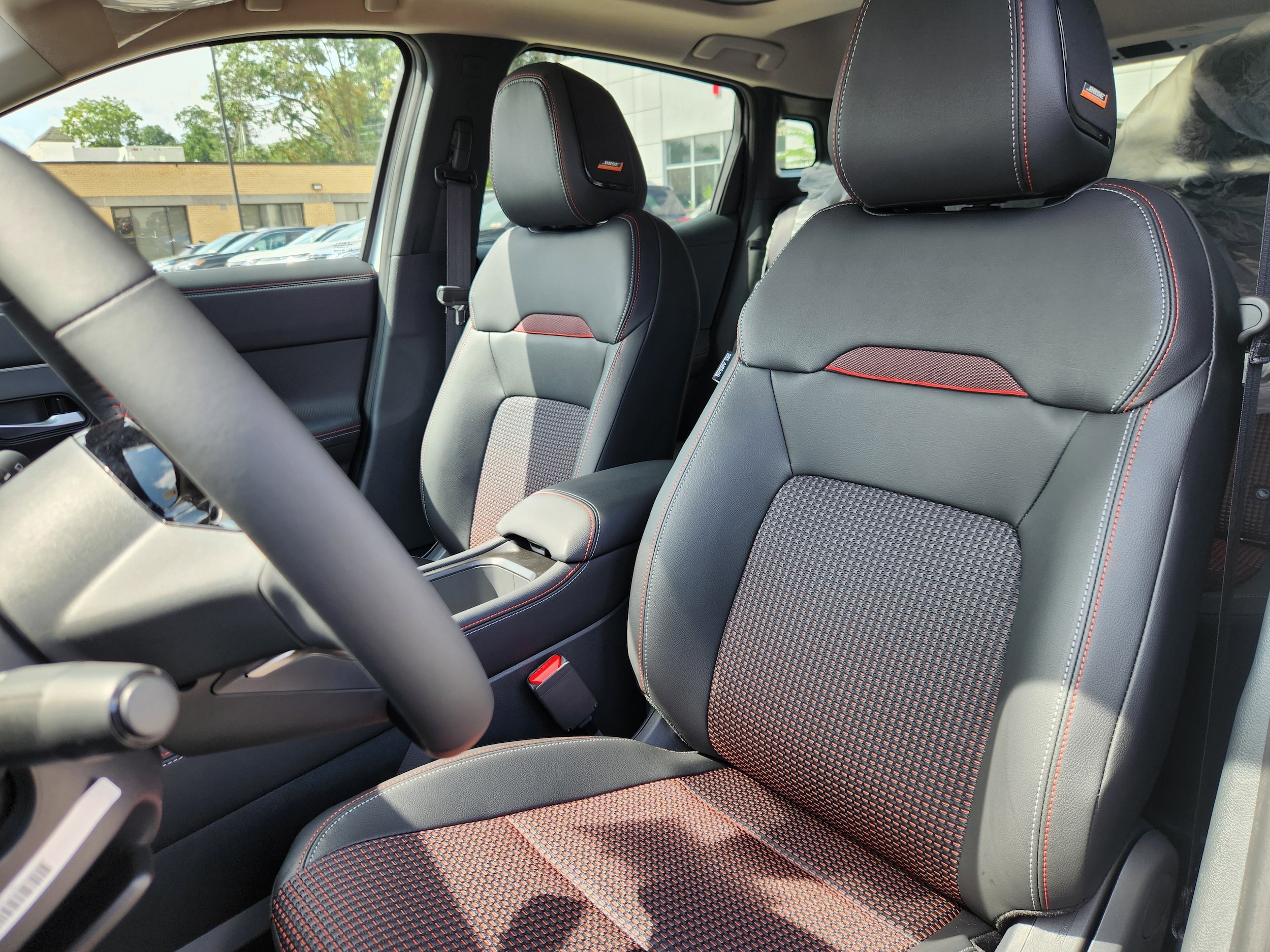 2025 Nissan Kicks SR AWD - Photo 8