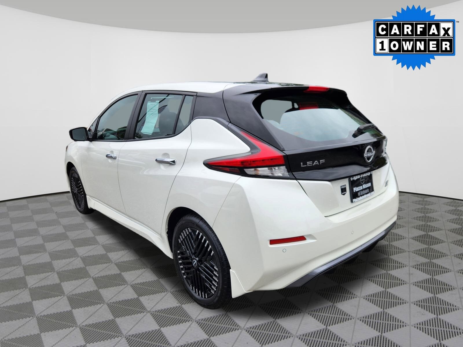 2024 Nissan Leaf SV Plus photo 3