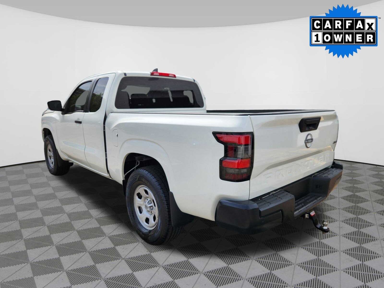 2025 Nissan Frontier S King Cab photo 3