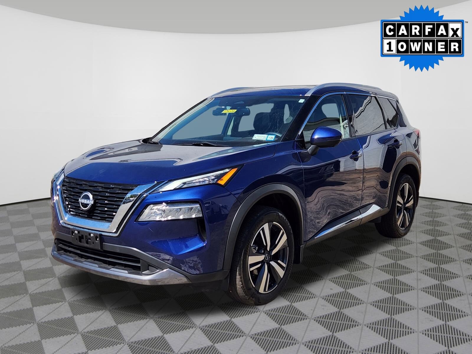 2023 Nissan Rogue SL photo 2