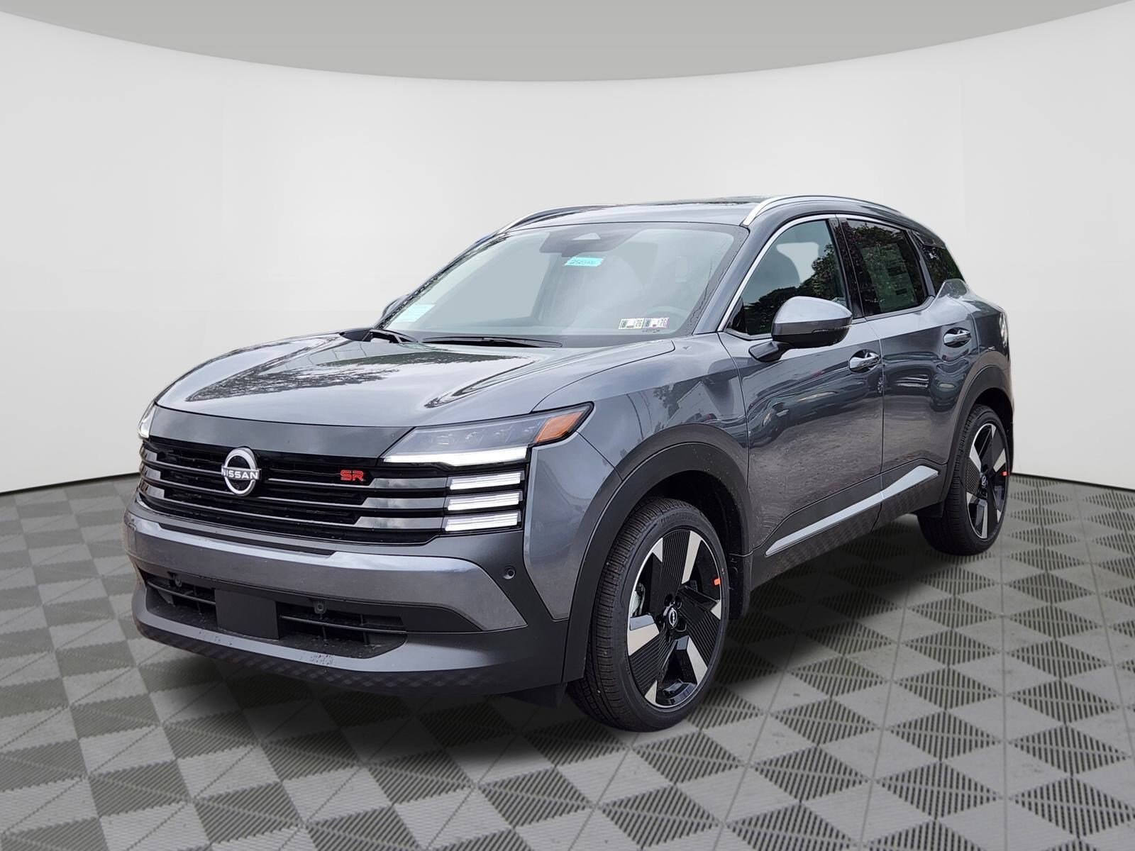 2025 Nissan Kicks SR photo 2