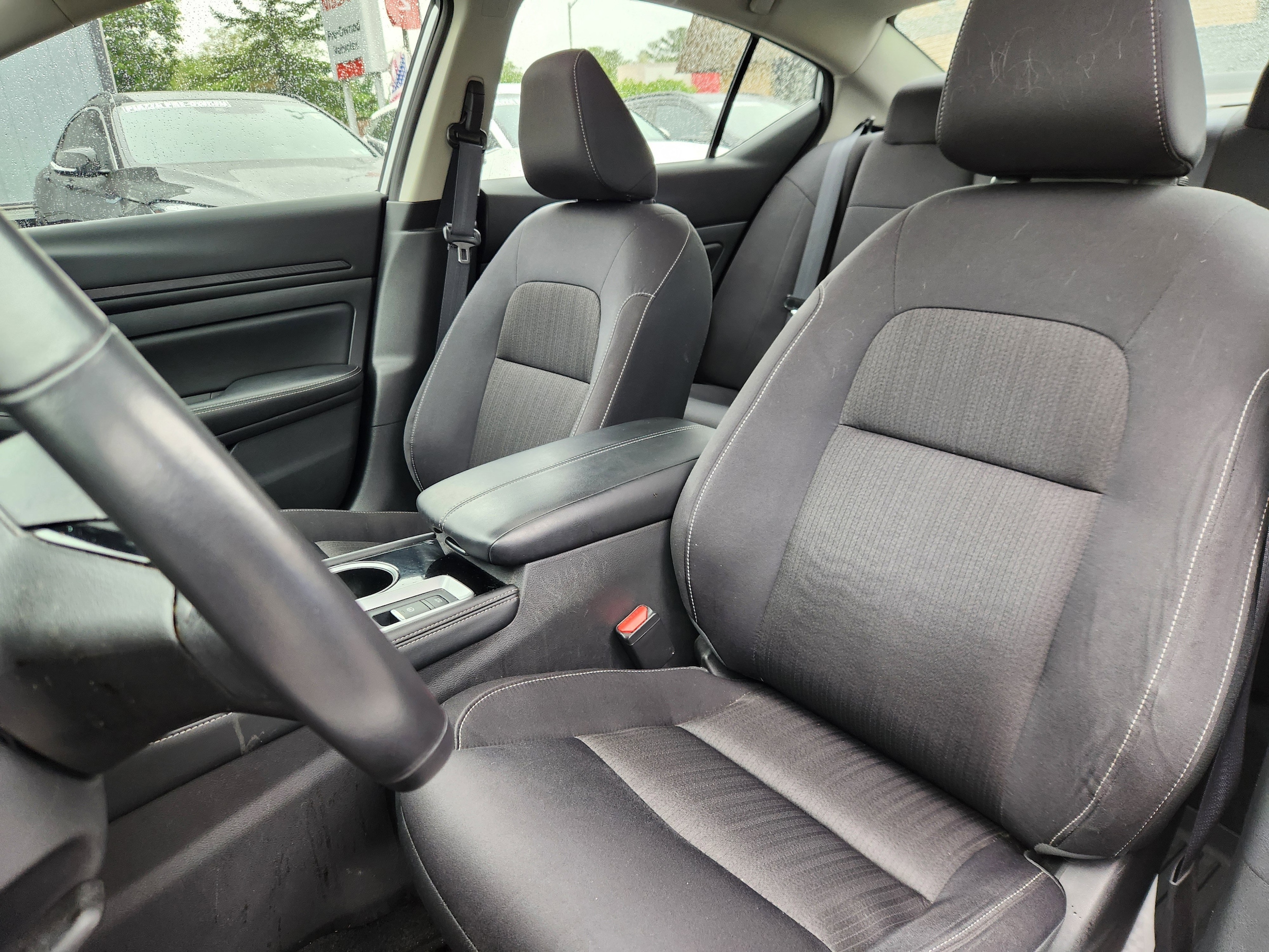 2024 Nissan Altima SV - Photo 7
