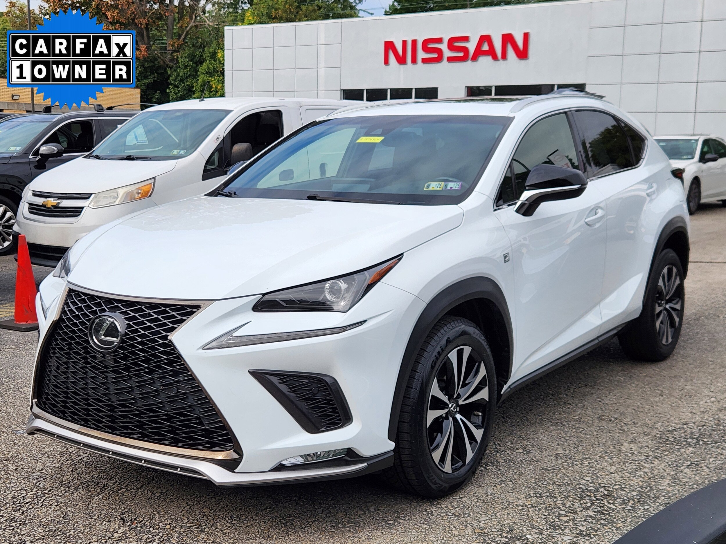 2019 Lexus NX 300 F SPORT photo 2