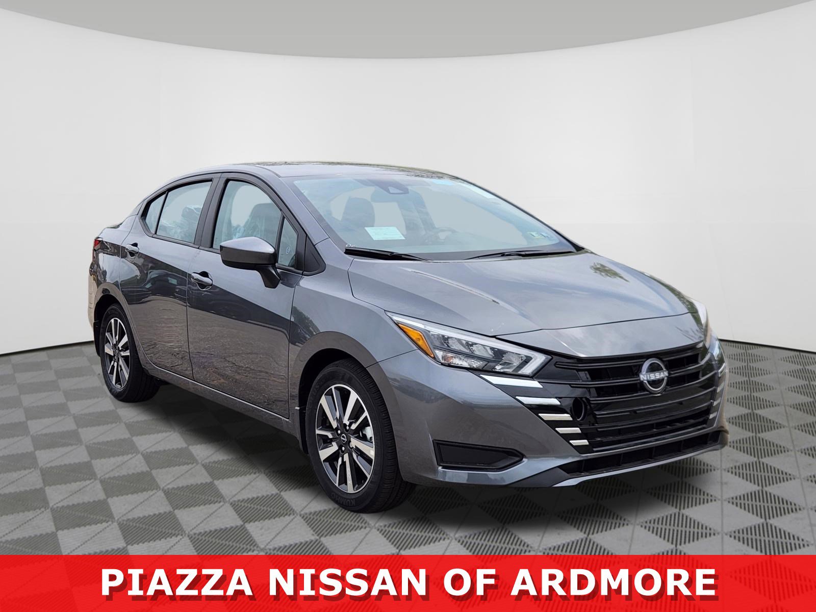 2025 Nissan Versa 1.6 SV CVT's photo