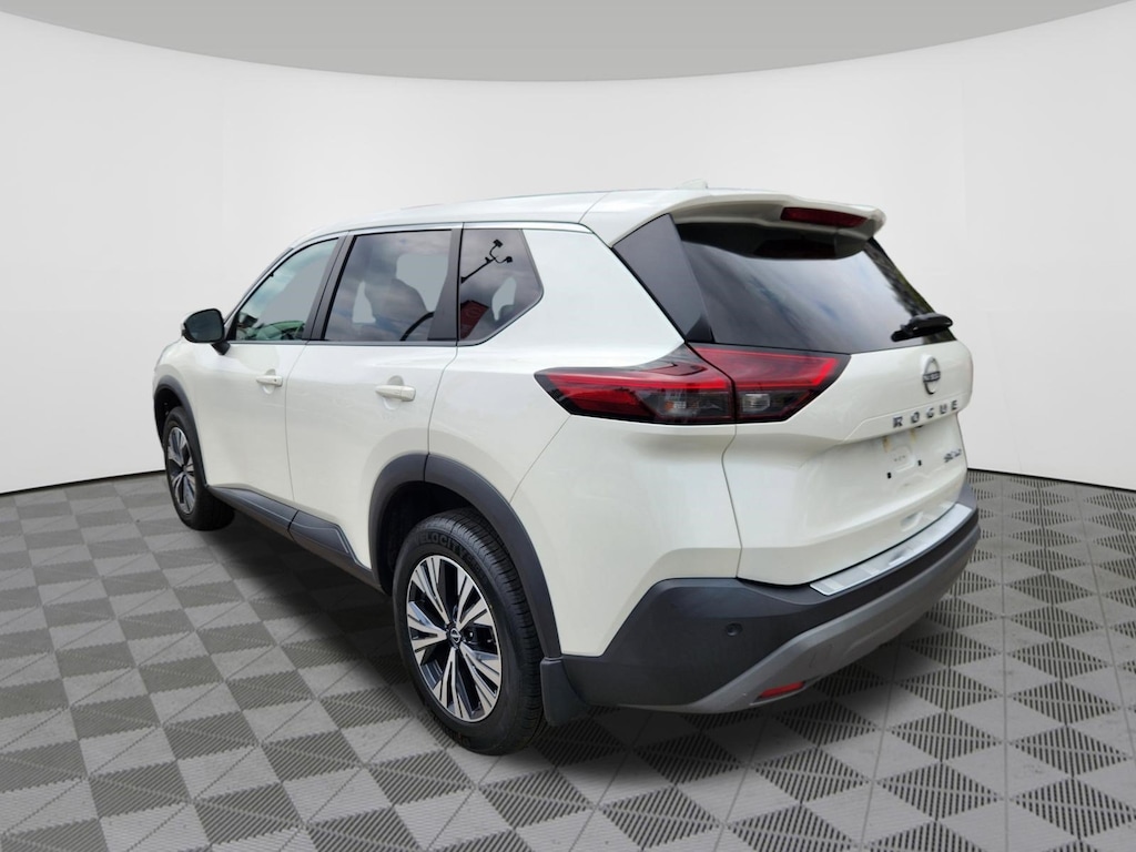 Certified 2022 Nissan Rogue SV SUV