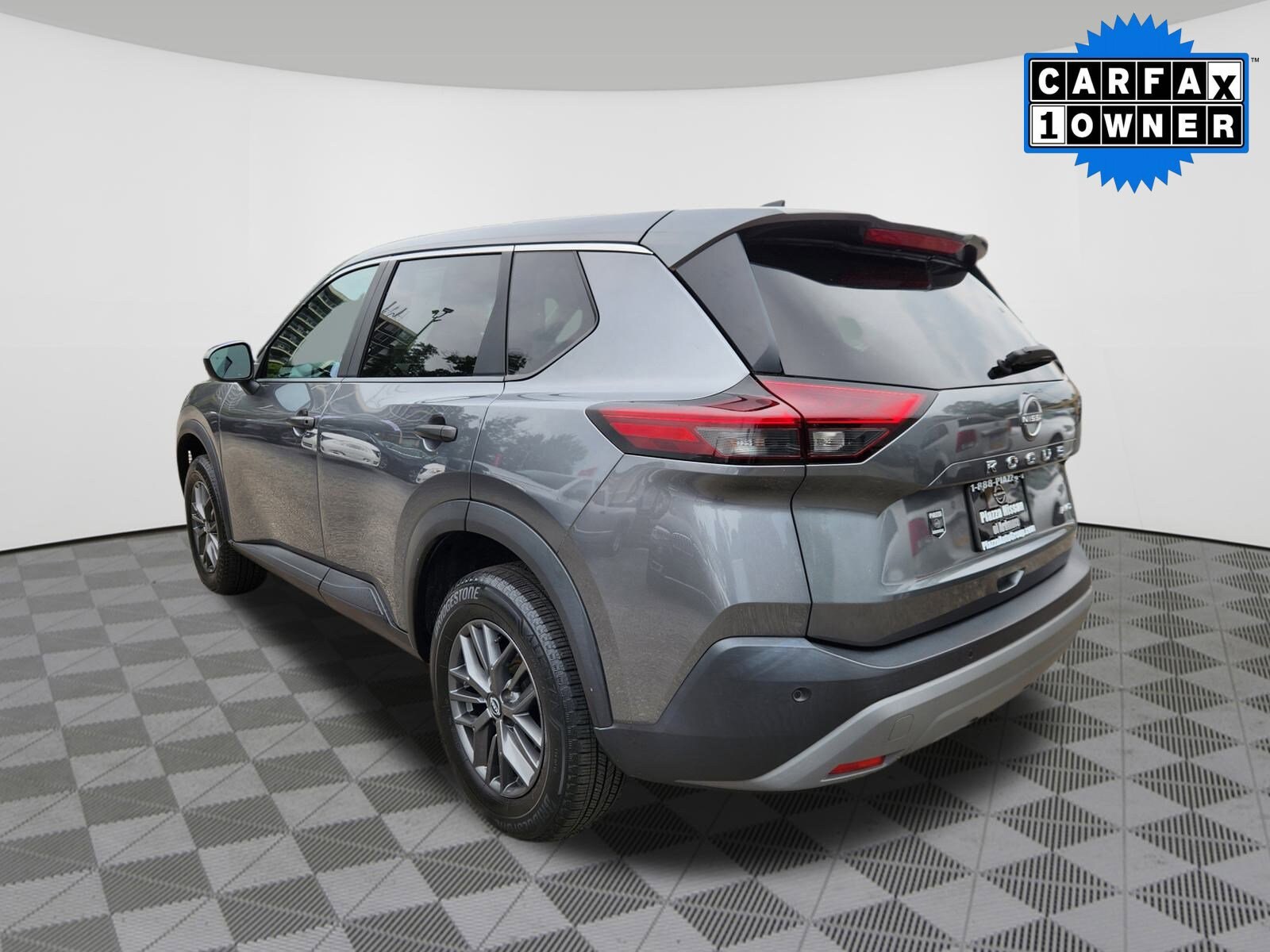 2023 Nissan Rogue S photo 2