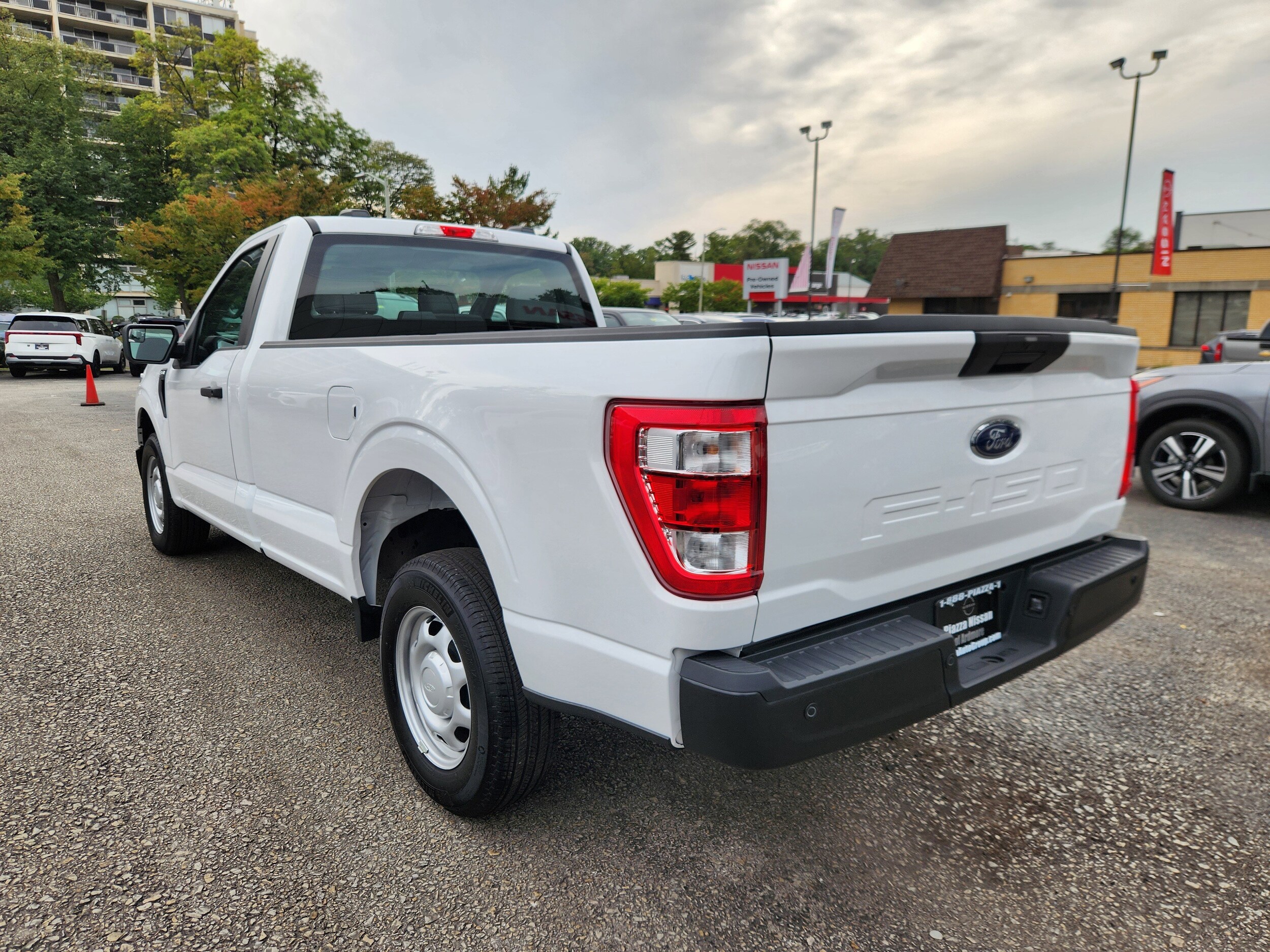 2023 Ford F-150 XL photo 3