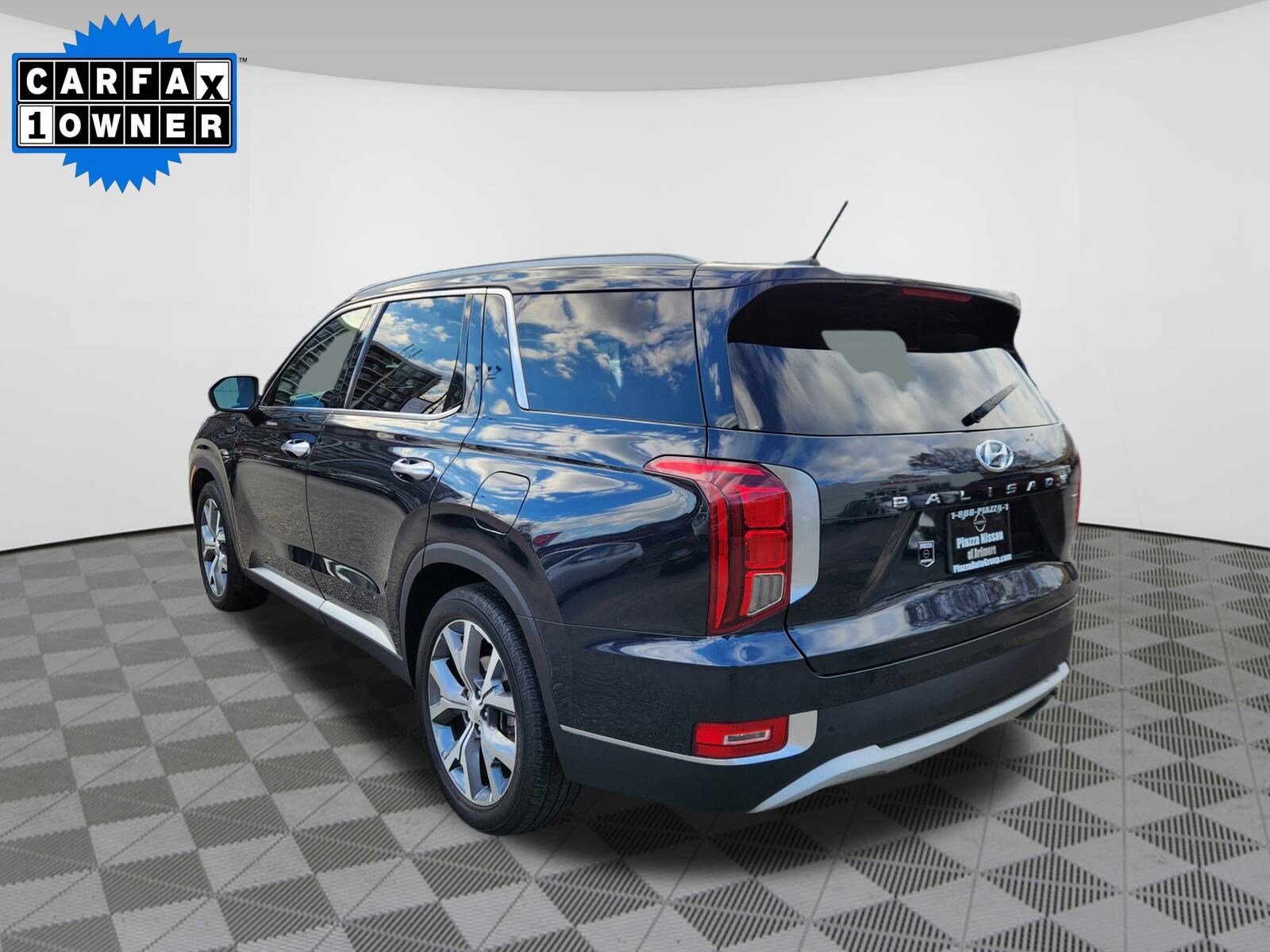 2020 Hyundai Palisade SEL photo 2