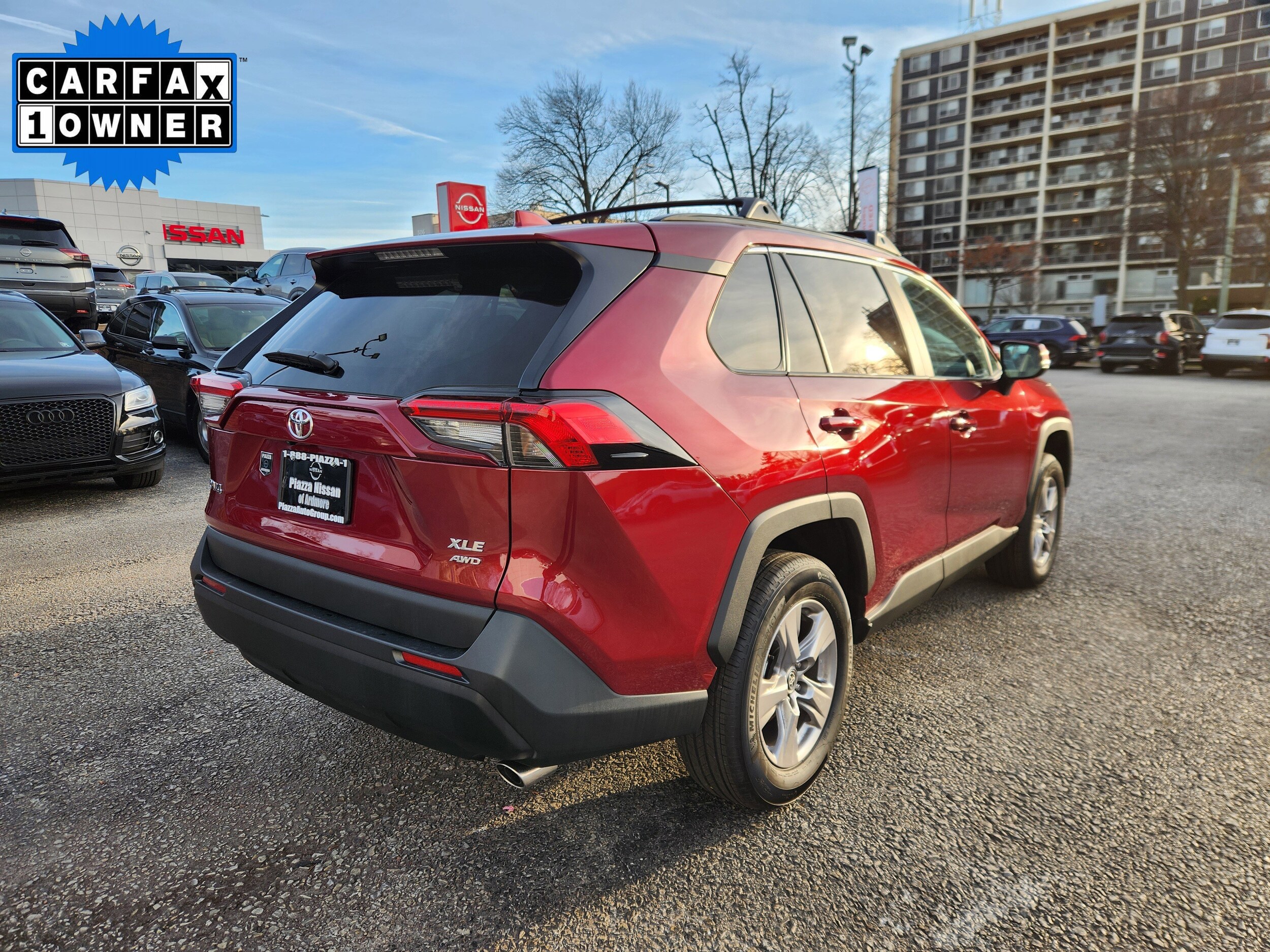 2025 Toyota RAV4 XLE photo 4