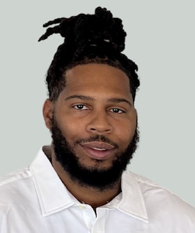Staff member Christoper Mitchell from ID_f8e806