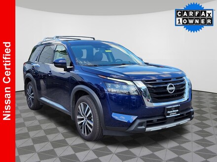 2025 Nissan Pathfinder Platinum SUV