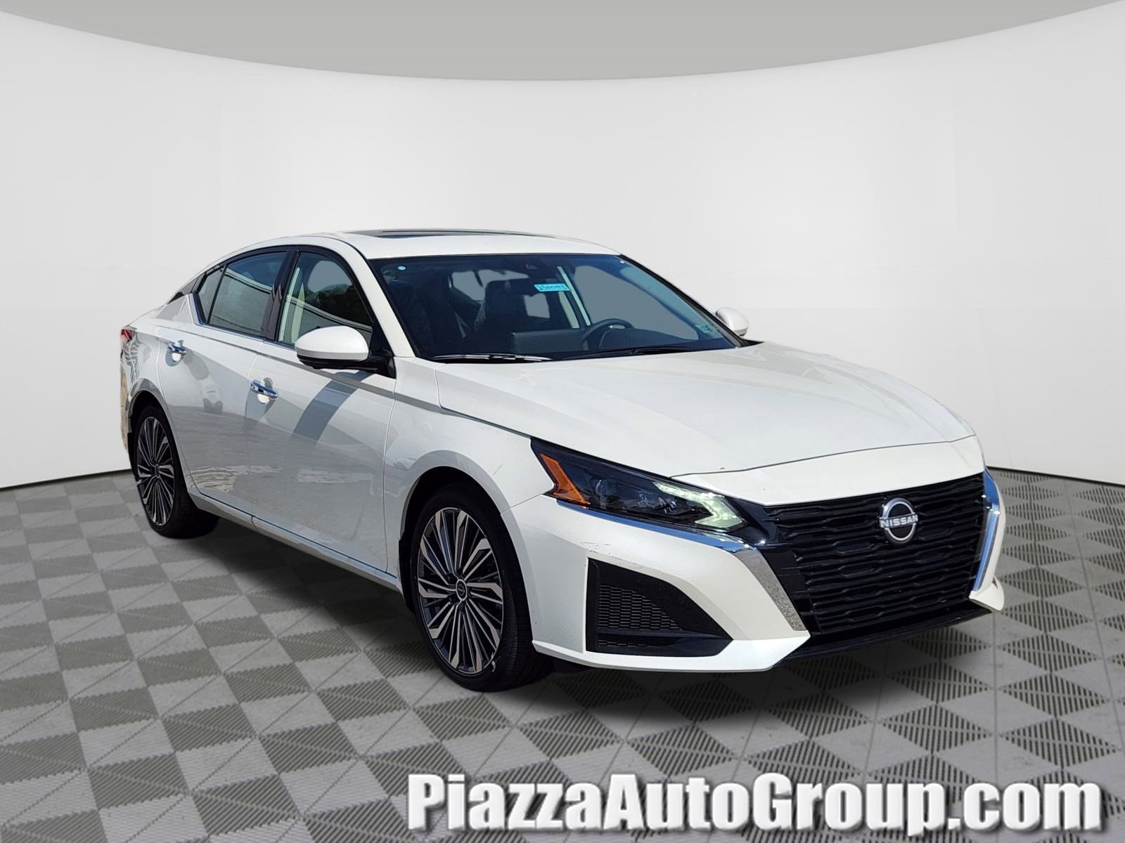2025 Nissan Altima