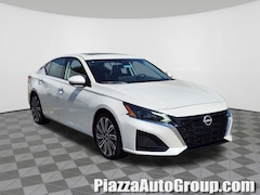 2025 Nissan Altima SL Sedan